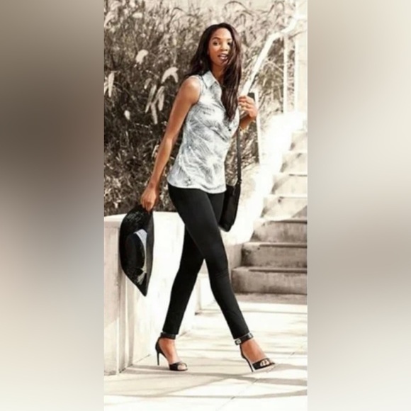 CAbi Tops - Cabi black and white top
